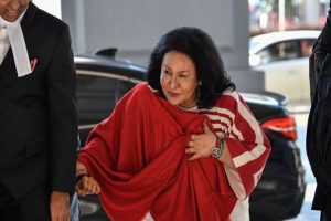 'Rosmah guna dana syarikat beli barang kemas, hampir AS$350 juta' - 1MDB