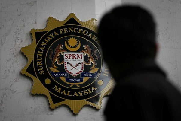 Tahan peguam, tidak timbul isu ganggu hak awam dapatkan wakil perundangan - SPRM