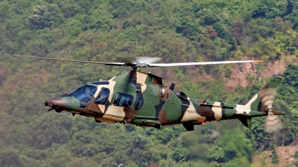 Beberapa pesawat Augusta A109 LOH dihenti terbang sementara