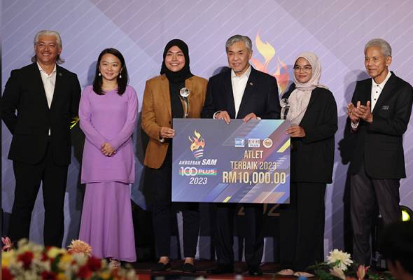 Anugerah SAM: Nur Ain Nabilah-Aleena cipta sejarah, Liek Hou kekal penguasaaan