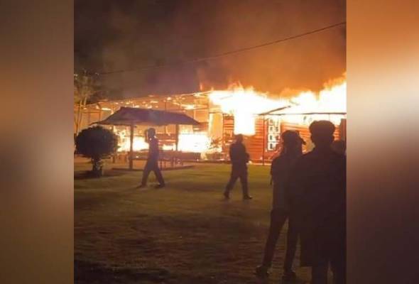 Bangunan Sekolah Kebangsaan Abaka musnah terbakar