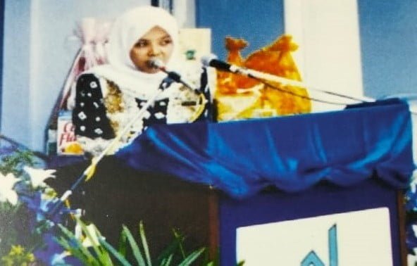 Siri Ke-16: Pengalaman Kak Lah dalam perniagaan