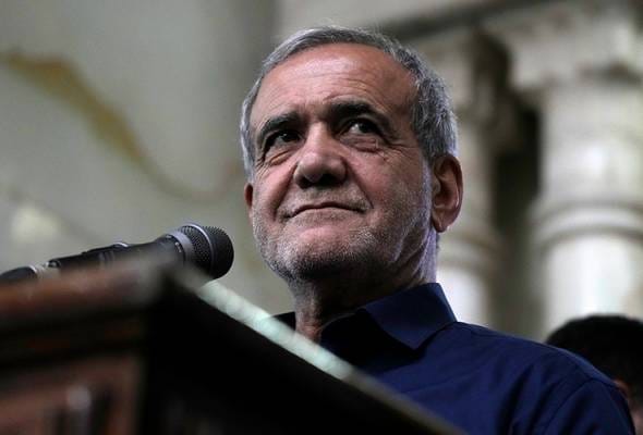 Presiden Iran Pezeshkian angkat sumpah jawatan di Parlimen