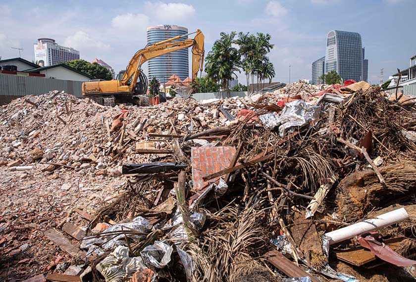 Syarikat pemaju terkejut rupanya rumah dirobohkan milik Sharifah Aini