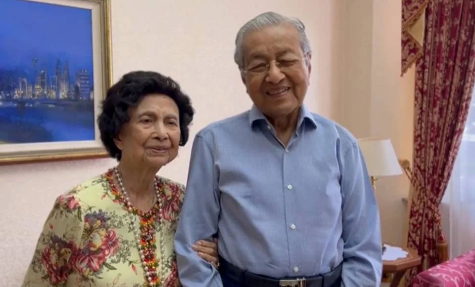 Saya dedikasikan selama hidup saya untuk negara - Dr Mahathir