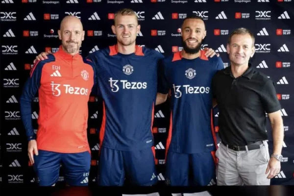 De Ligt, Mazraoui sah milik United