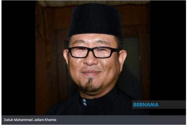 UMNO serah surat tuntutan RM100 juta kepada Jailani – Zahid