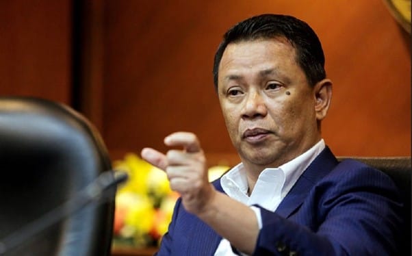 MOM perjelas isu kad akreditasi isteri, anak Norza