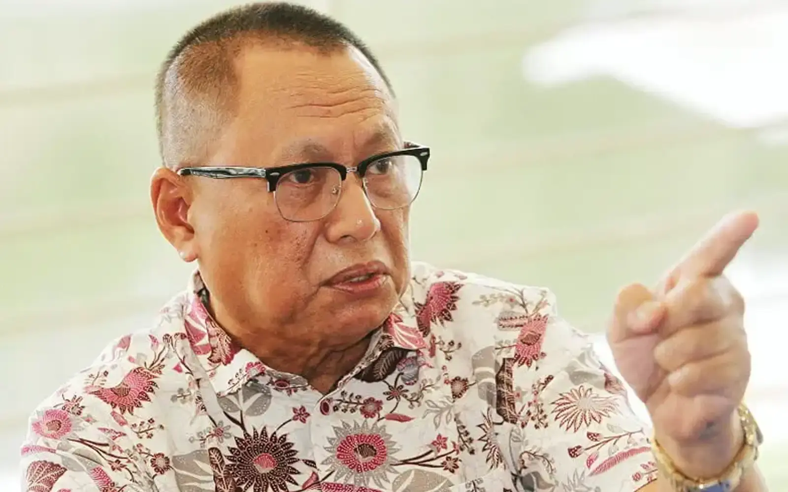 Panggil Ahli Parlimen bukan PN buat ‘pengakuan terbuka’, Puad cabar Muhyiddin