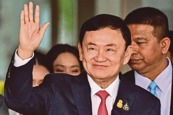 Ucapan umum Thaksin petanda pengaruhnya dalam kerajaan baharu Thailand