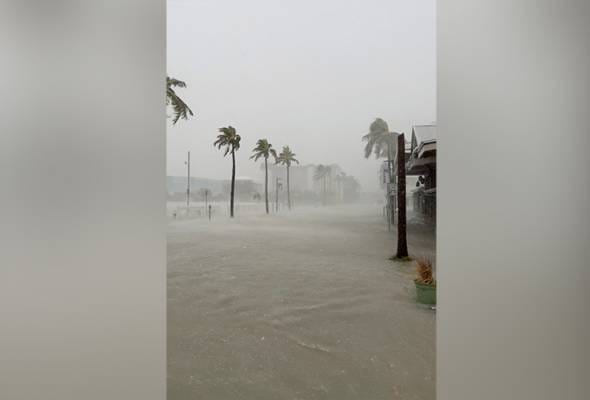 Taufan Tropika Debby: Rakyat Malaysia di kawasan terjejas dinasihat berwaspadaTaufan Tropika Debby: Rakyat Malaysia di kawasan terjejas dinasihat berwaspada