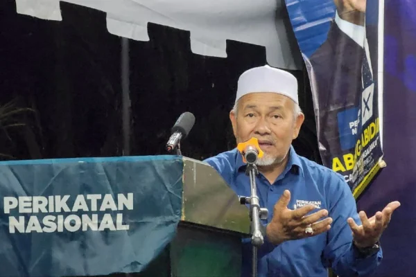 Mohd Azizi tamak, sengaja guna isu peruntukan untuk sokong Anwar - Tuan Ibrahim