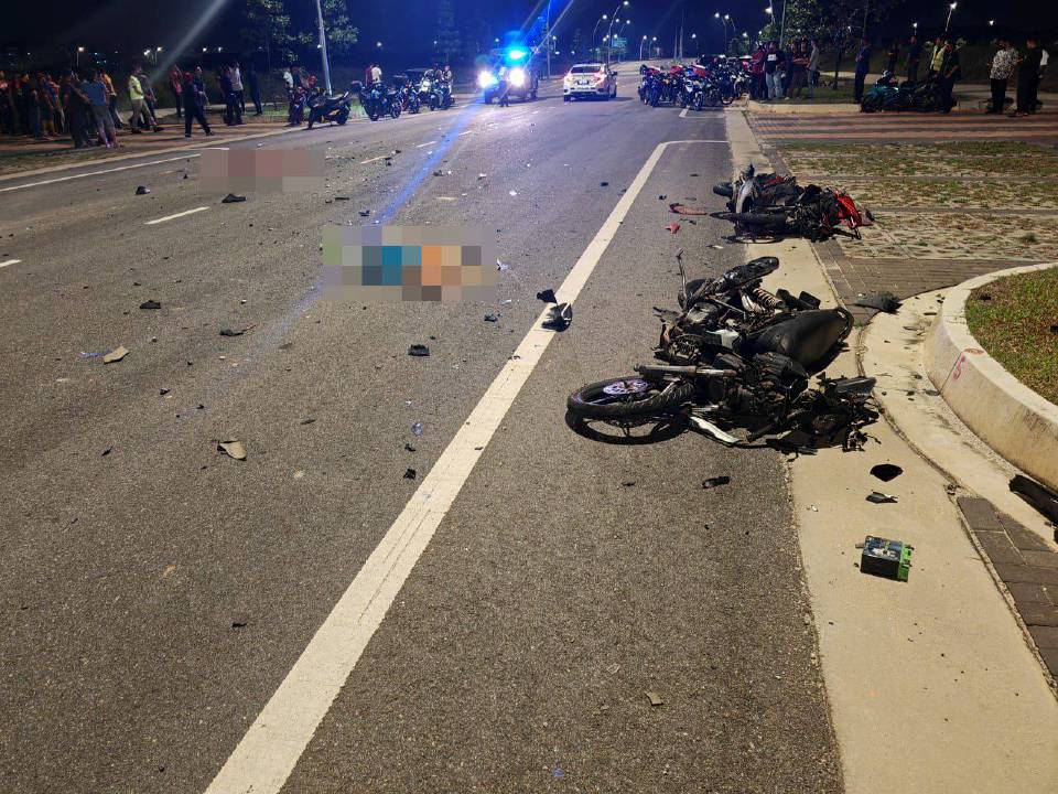 Dua budak Tingkatan Satu maut bertembung ketika buat aksi 'wheelie'