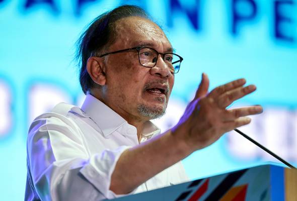 Anwar tempelak pihak cerca usaha kerajaan bawa pulang 41 rakyat Palestin cedera