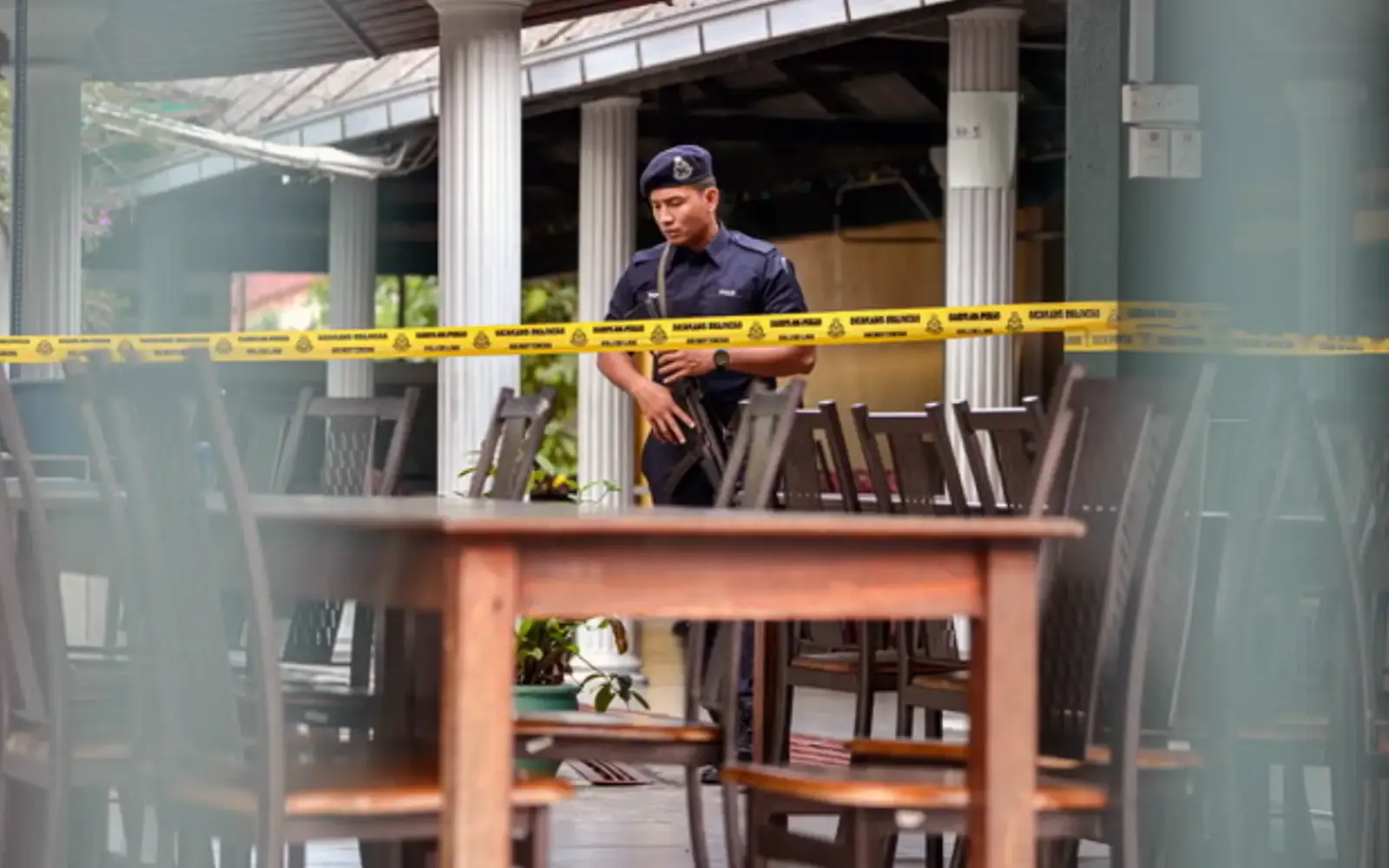 Guru dilibas suspek kes serang di tandas surau, kata saksi