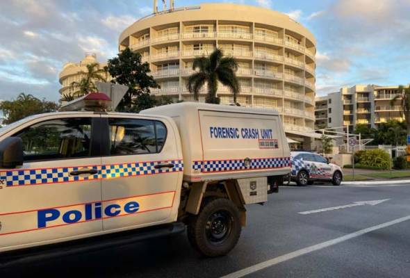 Seorang maut dua cedera, helikopter terhempas di atas bumbung hotel