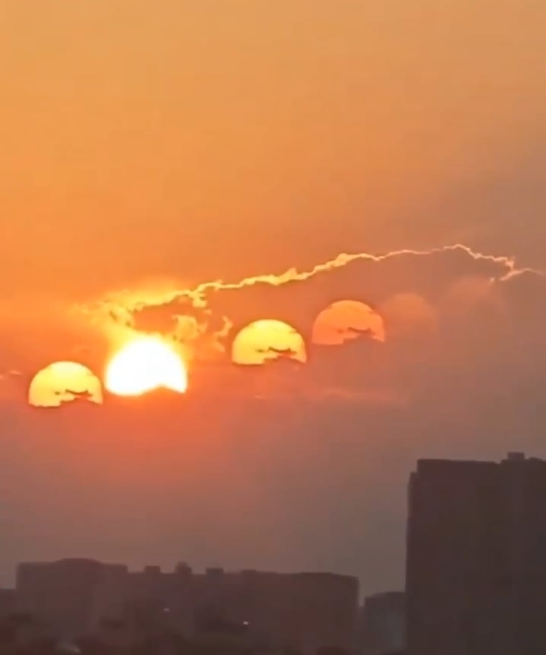 Keajaiban Parhelion: Fenomena 'Tujuh Matahari'