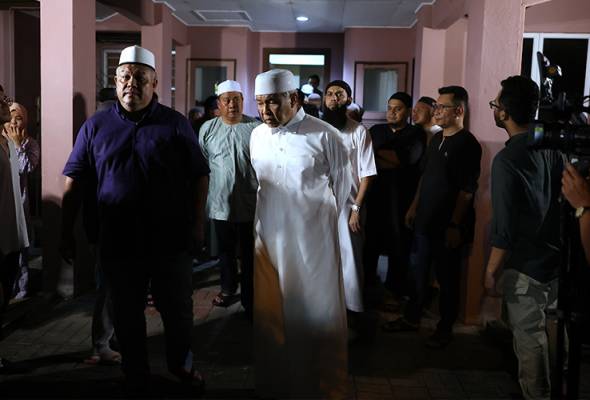 Ahmad Zahid, Fahmi ziarah Allahyarham Rozaid Abdul Rahman