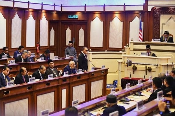 Lima ADUN lantikan di Pahang angkat sumpah