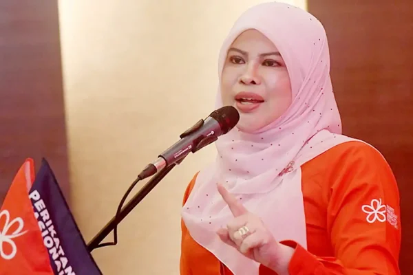 Rina Harun tak pertahan ketua Wanita Bersatu