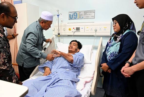 Nahas pelajar UiTM Dungun: Suami pemandu wanita lega permohonan maaf diterima baik