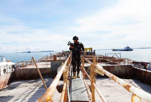 Indonesia lepaskan 2 kapal korek termasuk dari Malaysia