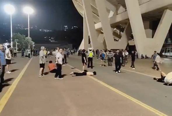 35 terbunuh, pemandu sengaja pandu kenderaan rempuh orang ramai di China