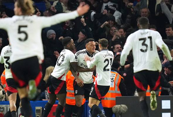 EPL: Gol dramatik Muniz buat Chelsea tersungkur di laman sendiri