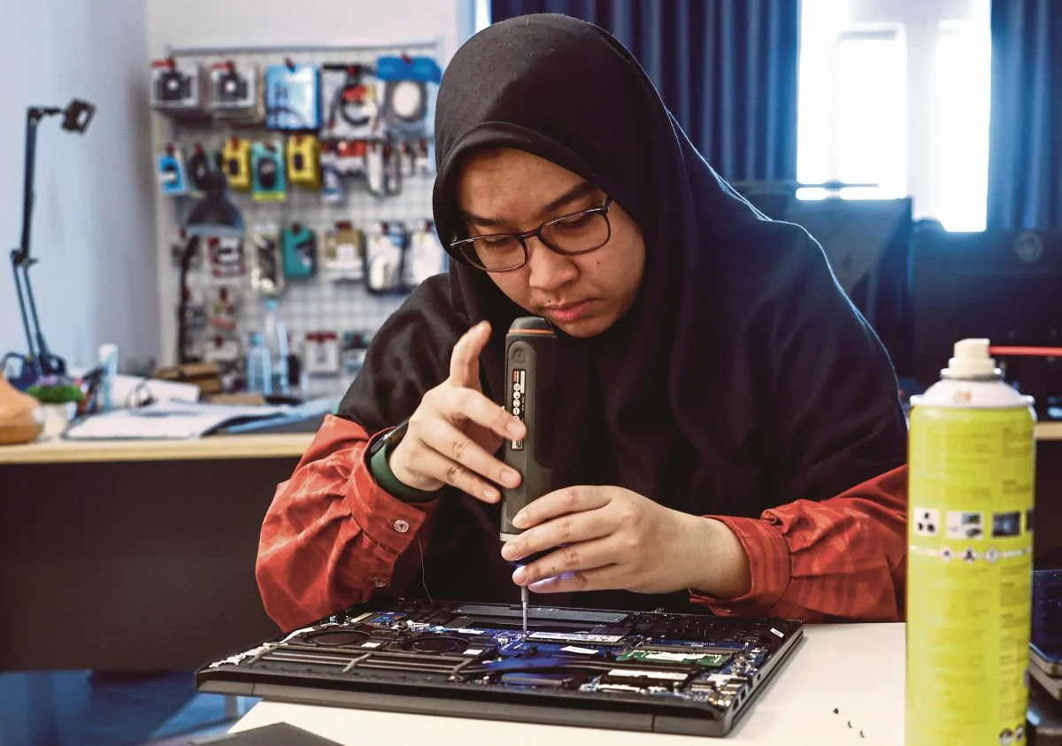 Khidmat cuci komputer percuma