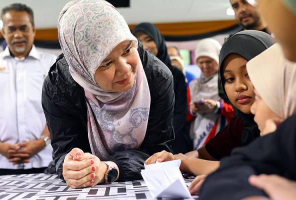 Banjir: Tiada keperluan adakan sesi kedua SPM - Fadhlina