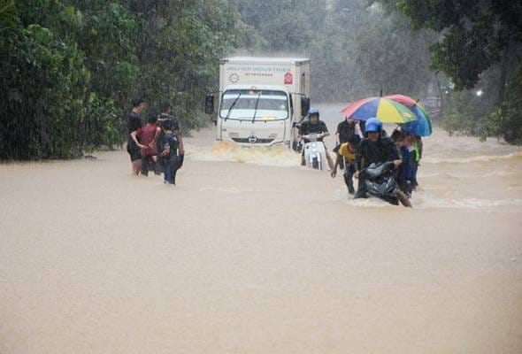 Banjir: Kelantan dan Terengganu catat peningkatan mangsa