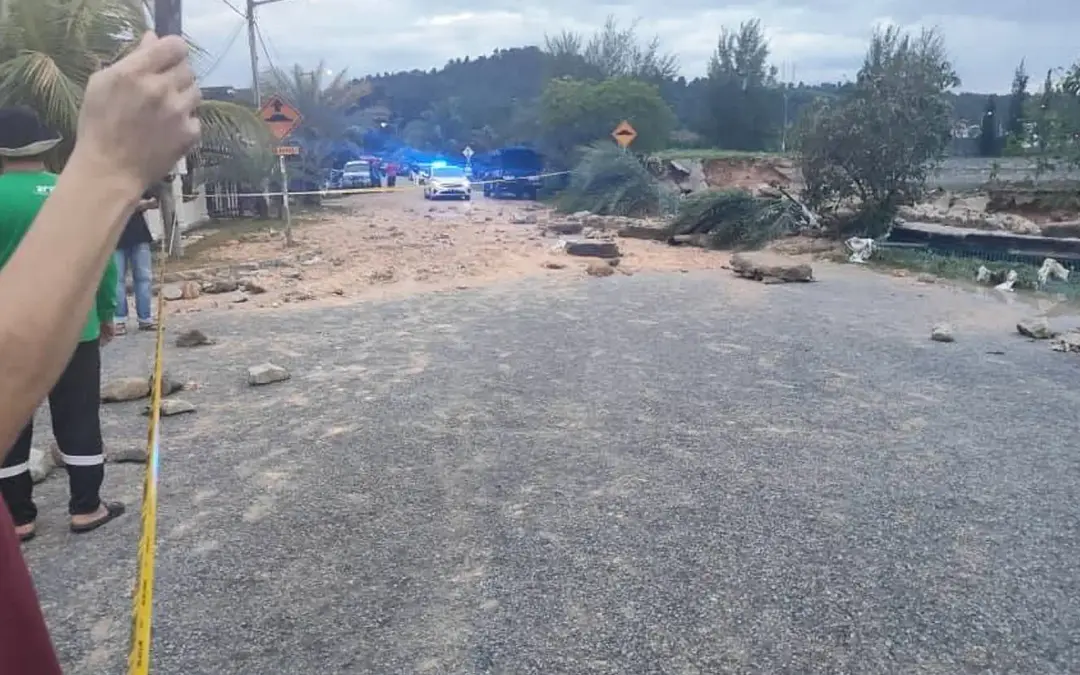 Dentuman kuat, takungan pecah kali ke-2 paling teruk