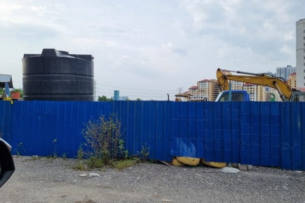 Habuk, debu dari kilang ancam kesihatan penduduk Kondominium Casa Idaman