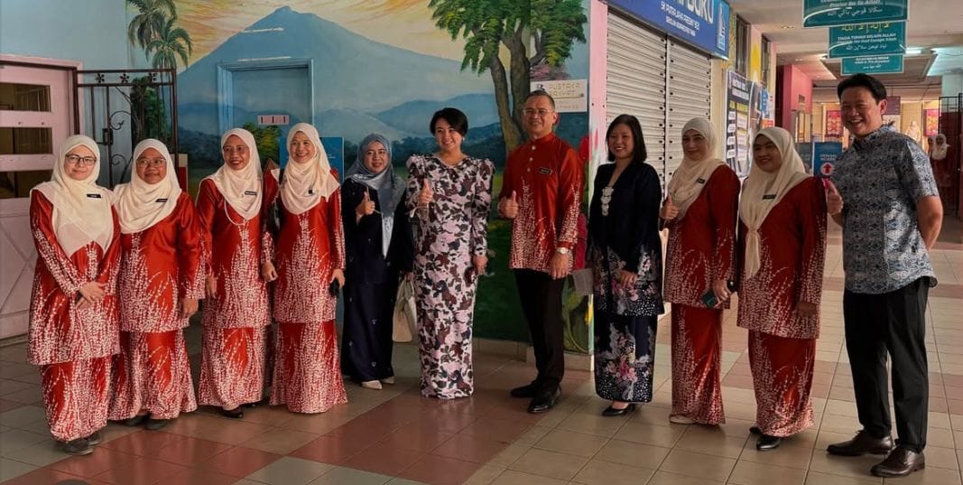 Dr. Dzul, Fadhlina sempurna program Pemeriksaan Refraksi
