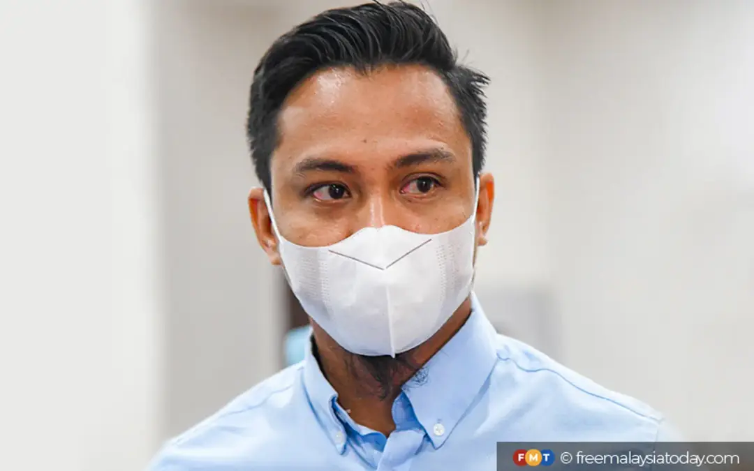 Pemimpin PKR tempelak MCA kritik Akmal isu sandwic