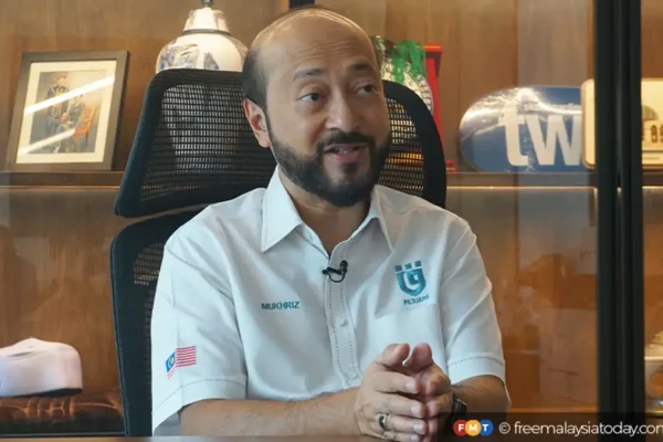 Himpunan solidariti Najib gadai maruah, martabat orang Melayu, kata Mukhriz