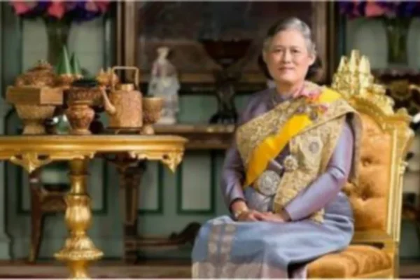 Puteri Thailand Sirindhorn dianugerah Ijazah Doktor Kehormat Persuratan Universiti Nasional Singapura