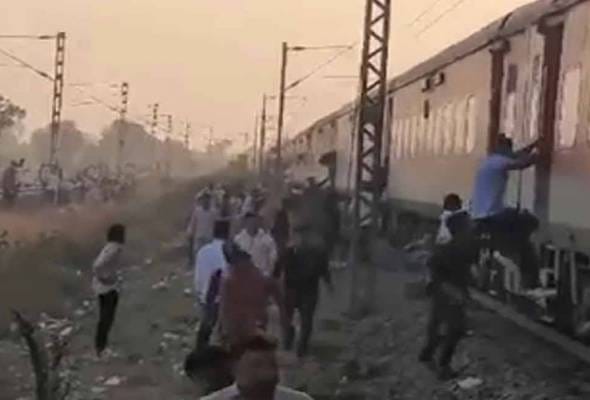 11 penumpang maut, ramai cedera dalam nahas kereta api di Maharashtra, India