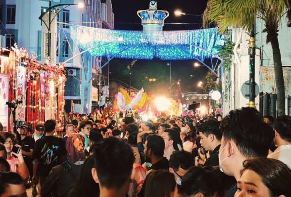 Lebih 400,000 pengunjung meriahkan Pesta Perarakan Chingay Johor Bahru