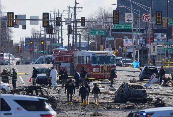 Tujuh maut dalam nahas pesawat di Philadelphia