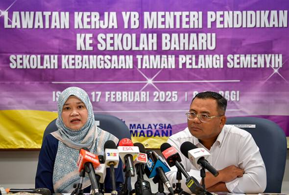 Guru bersara awal pilihan peribadi, pentadbiran perlu bersifat manusiawi - Fadhlina