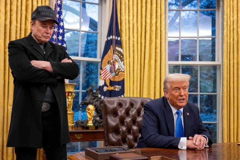14 negeri AS saman Trump, Musk