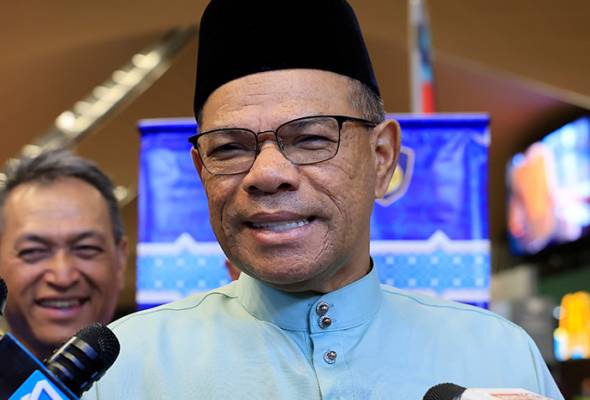 JPN tahan individu guna MyKad palsu beli iPhone