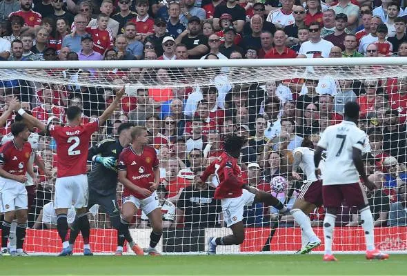 Tandukan Calafiori pastikan Arsenal benam United 1-0 di Old Trafford