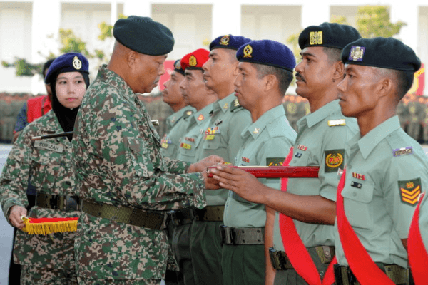 Relevankah MARA ambil Bekas Pegawai Tentera Pencen Sebagai Warden?