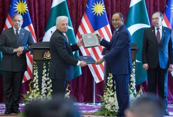MoU pendidikan tinggi Malaysia-Pakistan platform strategik promosi pendidikan Malaysia – Zambry